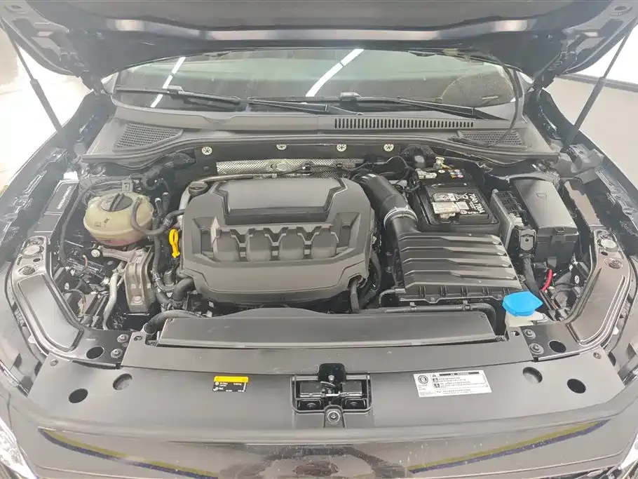 Volkswagen Passat — фото 10