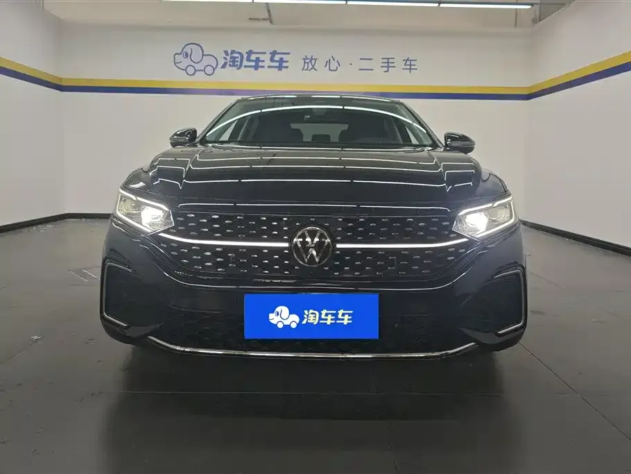 Volkswagen Passat — фото 4