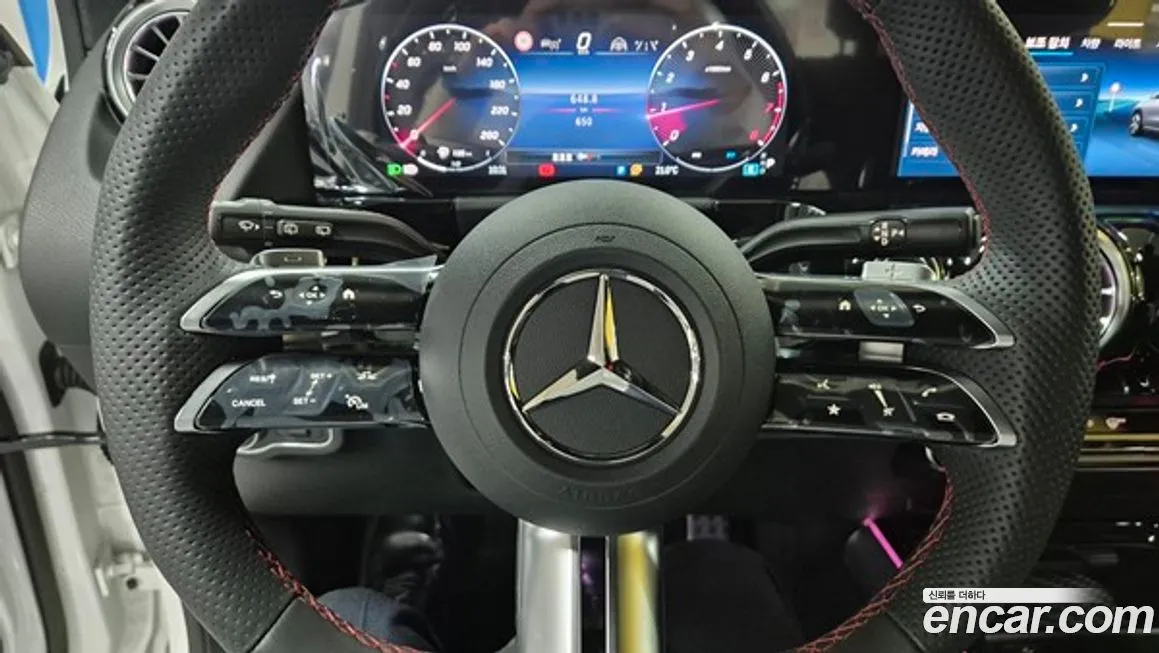 Mercedes-Benz GLA-Class — фото 10