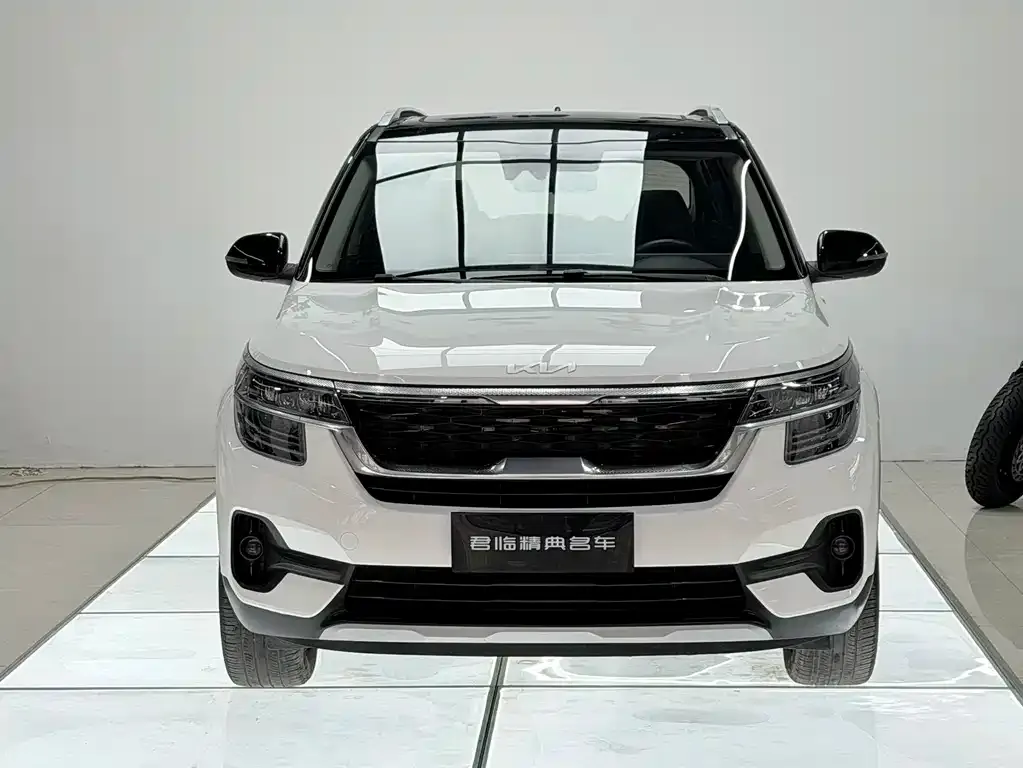 Kia KX3 2022 из CN, фото 2
