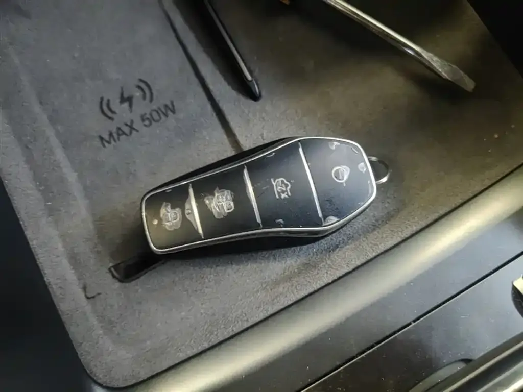 BYD L EV 2025 из CN, фото 6