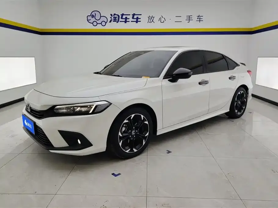 Honda Civic — фото 1