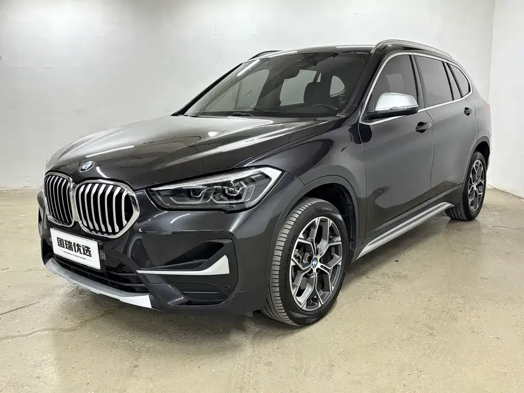 BMW X1 — фото 1