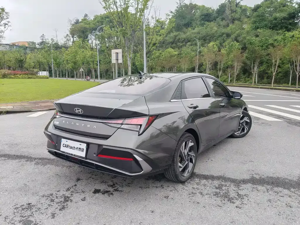 Hyundai Elantra 2024 из CN, фото 7
