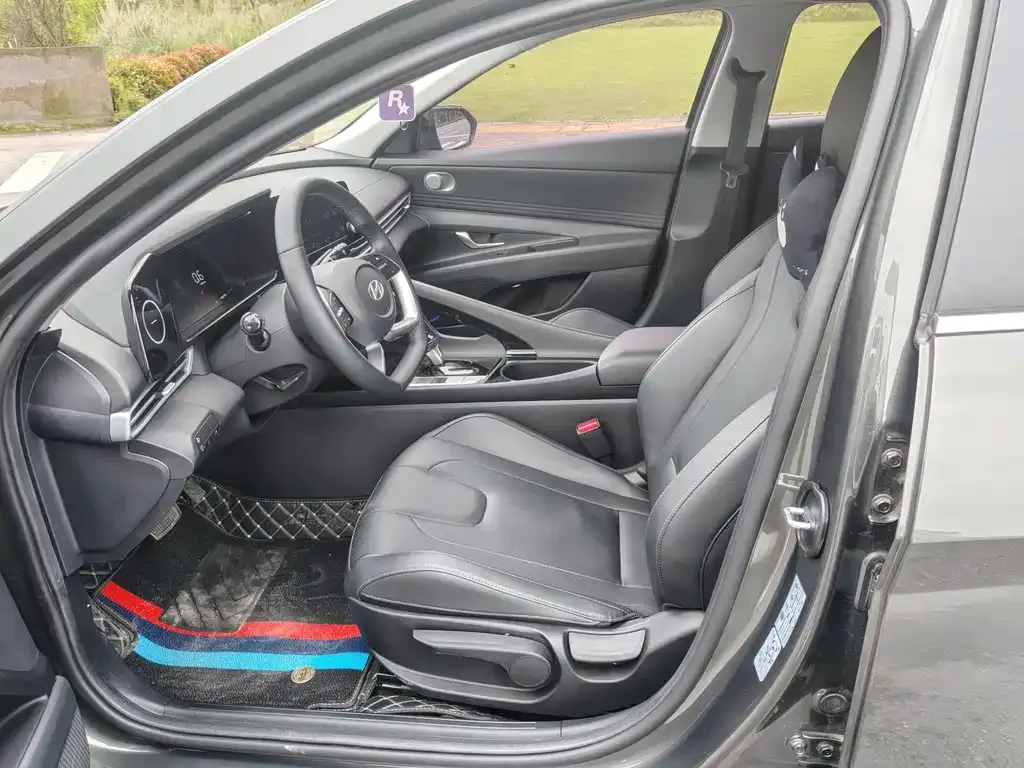 Hyundai Elantra 2024 из CN, фото 10