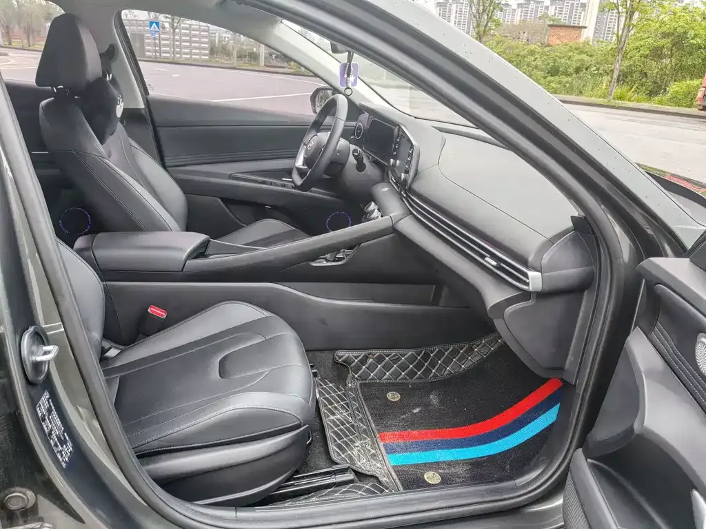 Hyundai Elantra 2024 из CN, фото 5