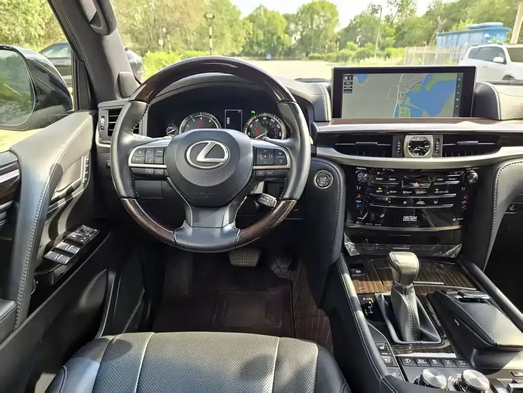 Lexus LX 2022 из CN, фото 9