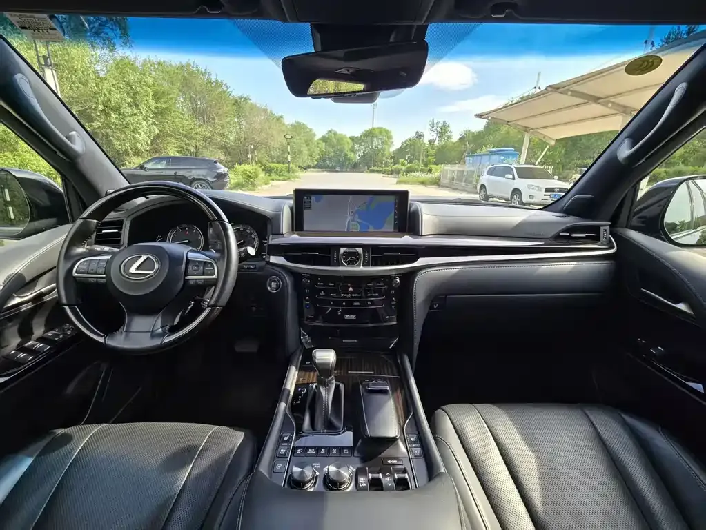 Lexus LX 2022 из CN, фото 5