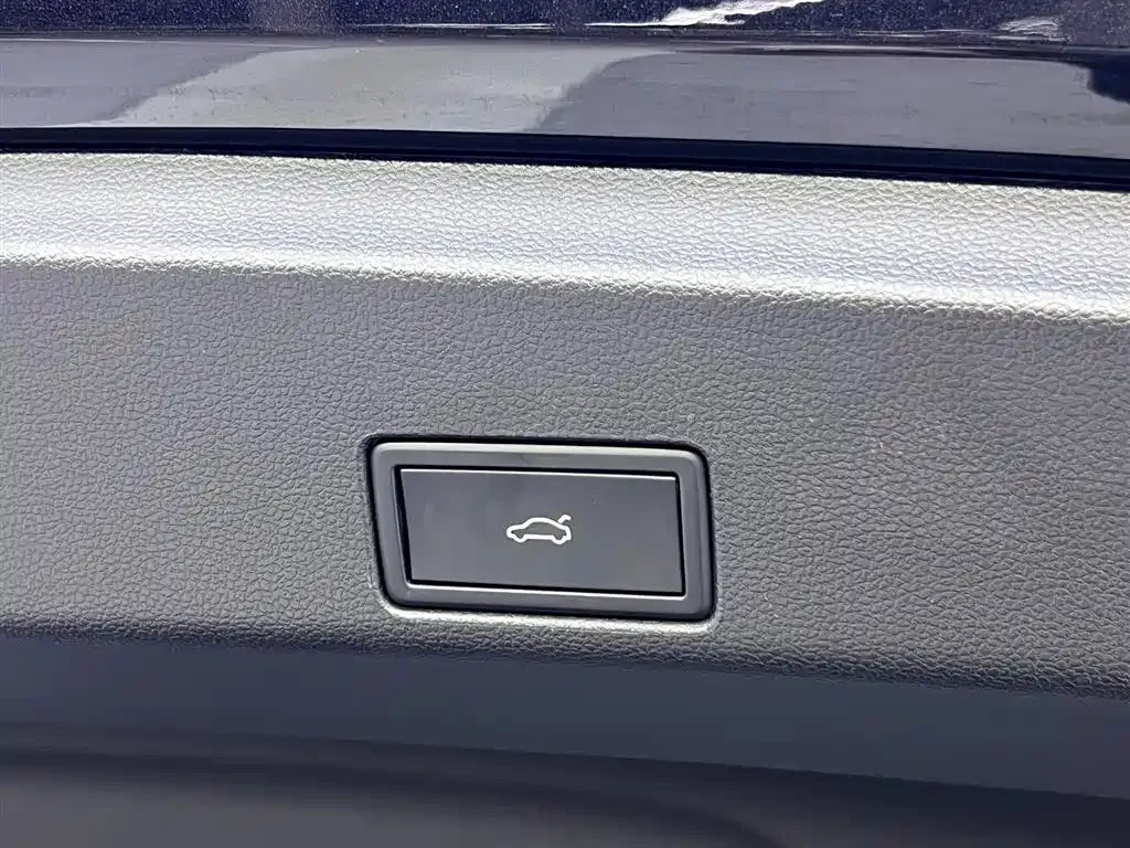 Volkswagen Passat — фото 9