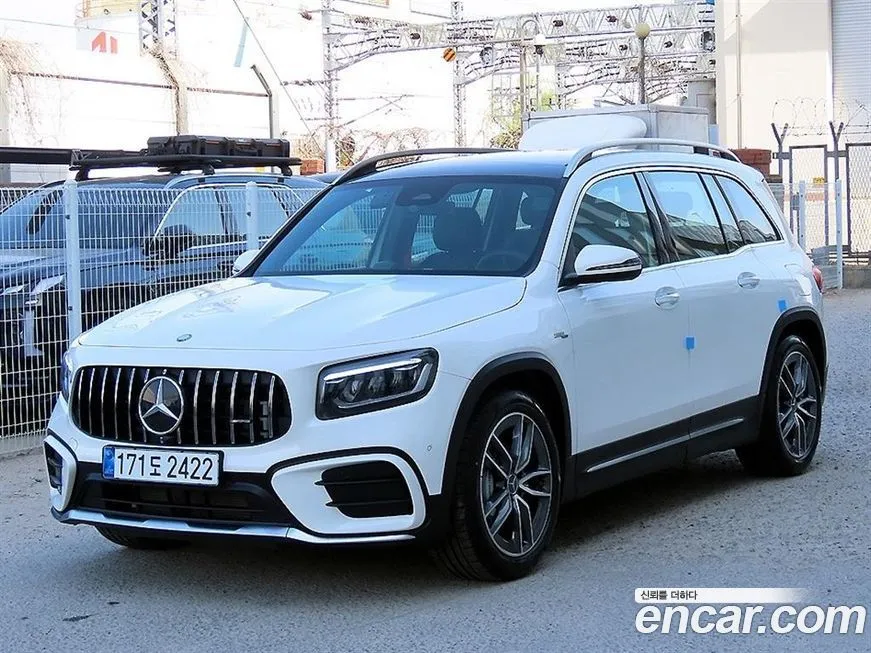 Mercedes-Benz GLB-Class — фото 8