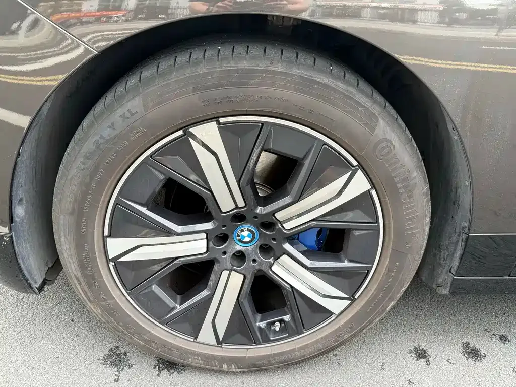 BMW iX 2023 из CN, фото 8