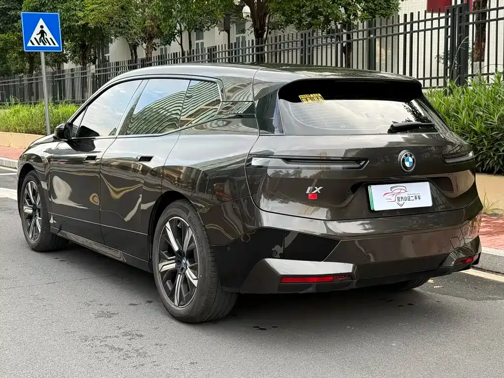 BMW iX 2023 из CN, фото 4