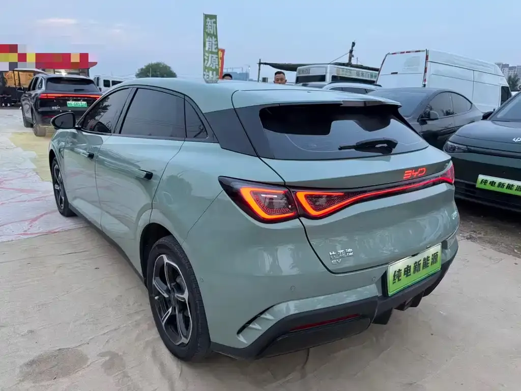 BYD Seal 06GT 2025 из CN, фото 9