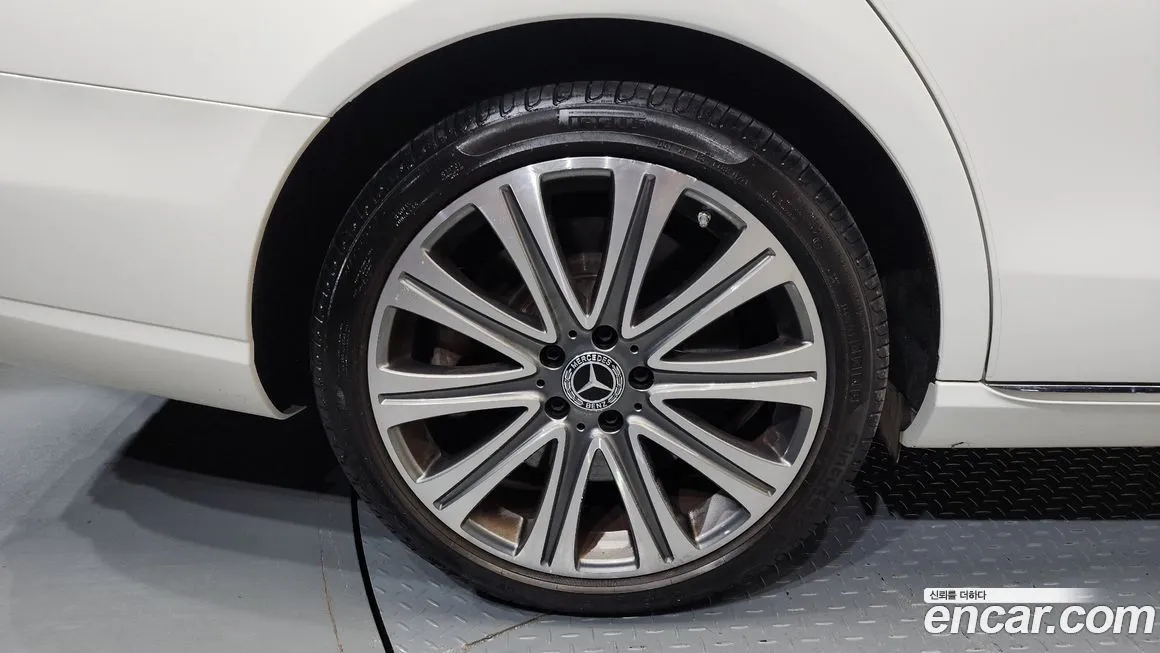 Mercedes-Benz E-Class 2021 из KR, фото 4