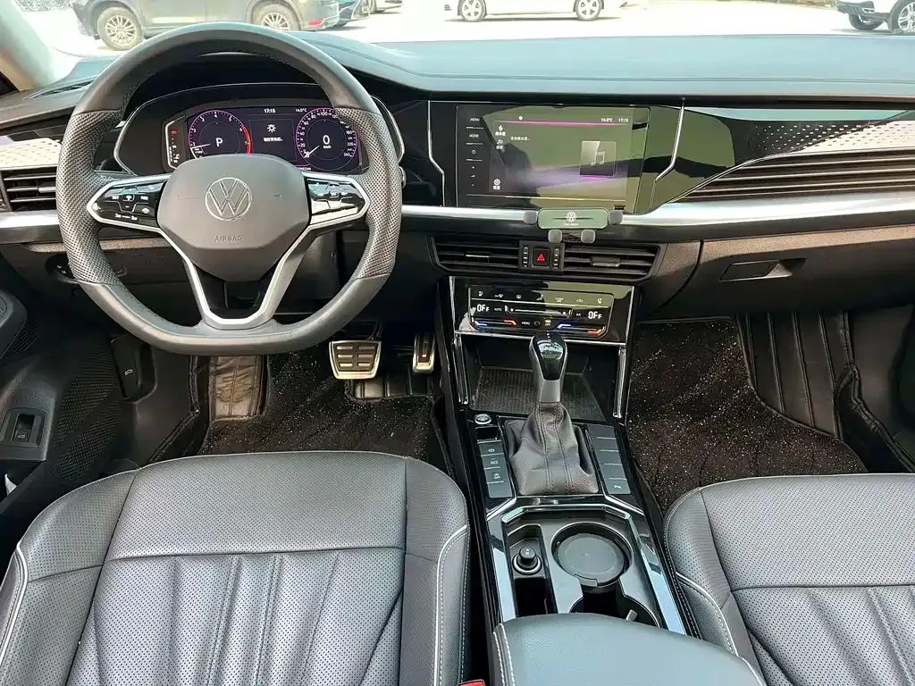 Volkswagen Passat — фото 9
