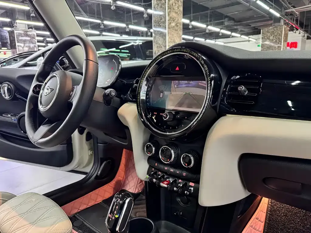 MINI Cooper (3-door) — фото 10