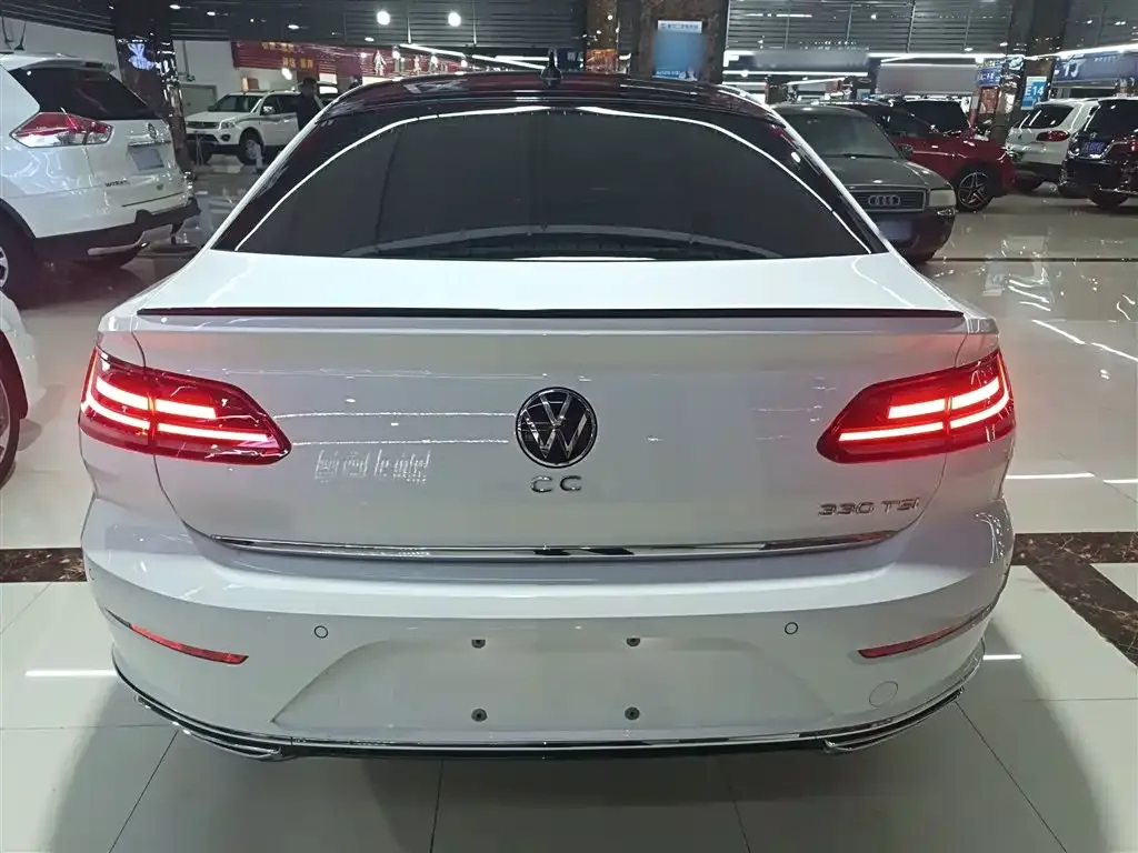 Volkswagen CC — фото 9