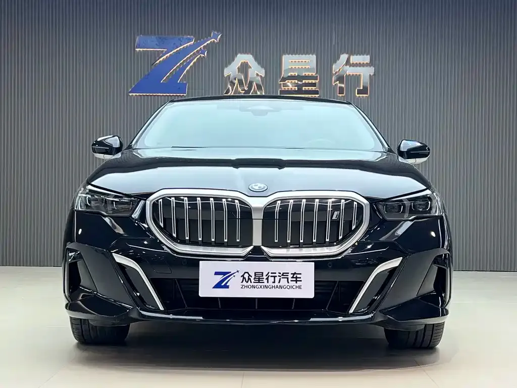 BMW i5 2025 из CN, фото 4