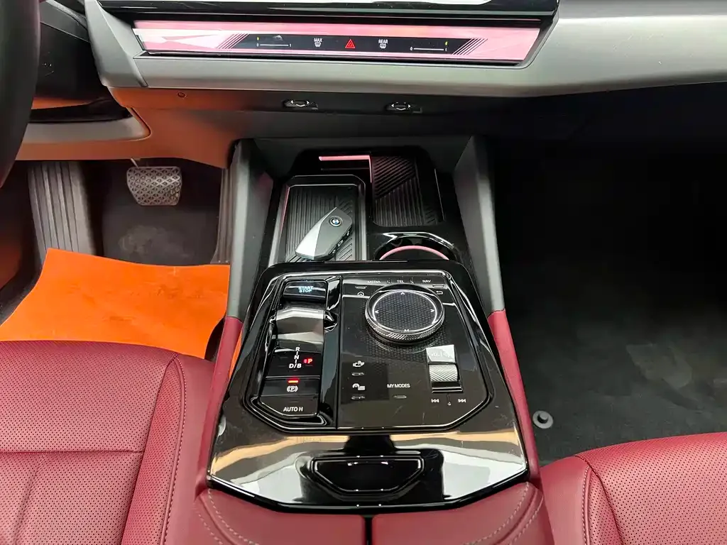 BMW i5 2025 из CN, фото 2