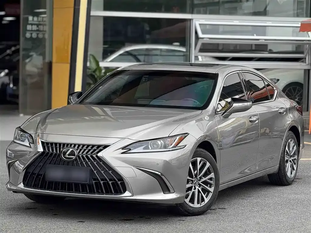 Lexus ES — фото 9