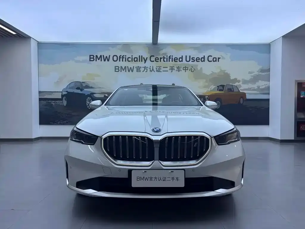 BMW i5 2024 из CN, фото 2