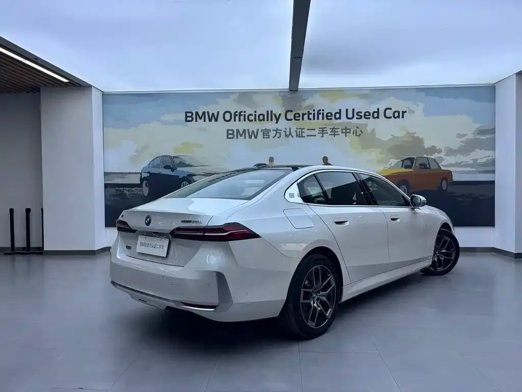BMW i5 2024 из CN, фото 9