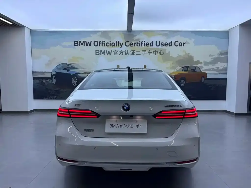 BMW i5 2024 из CN, фото 3