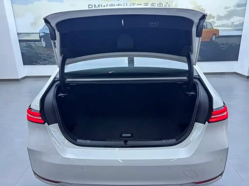 BMW i5 2024 из CN, фото 7