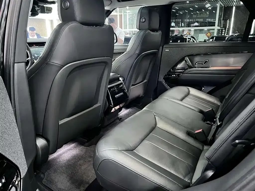 Land Rover Sport 2024 из CN, фото 4