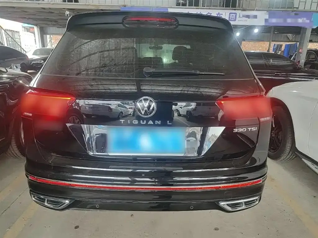 Volkswagen Tiguan L — фото 9