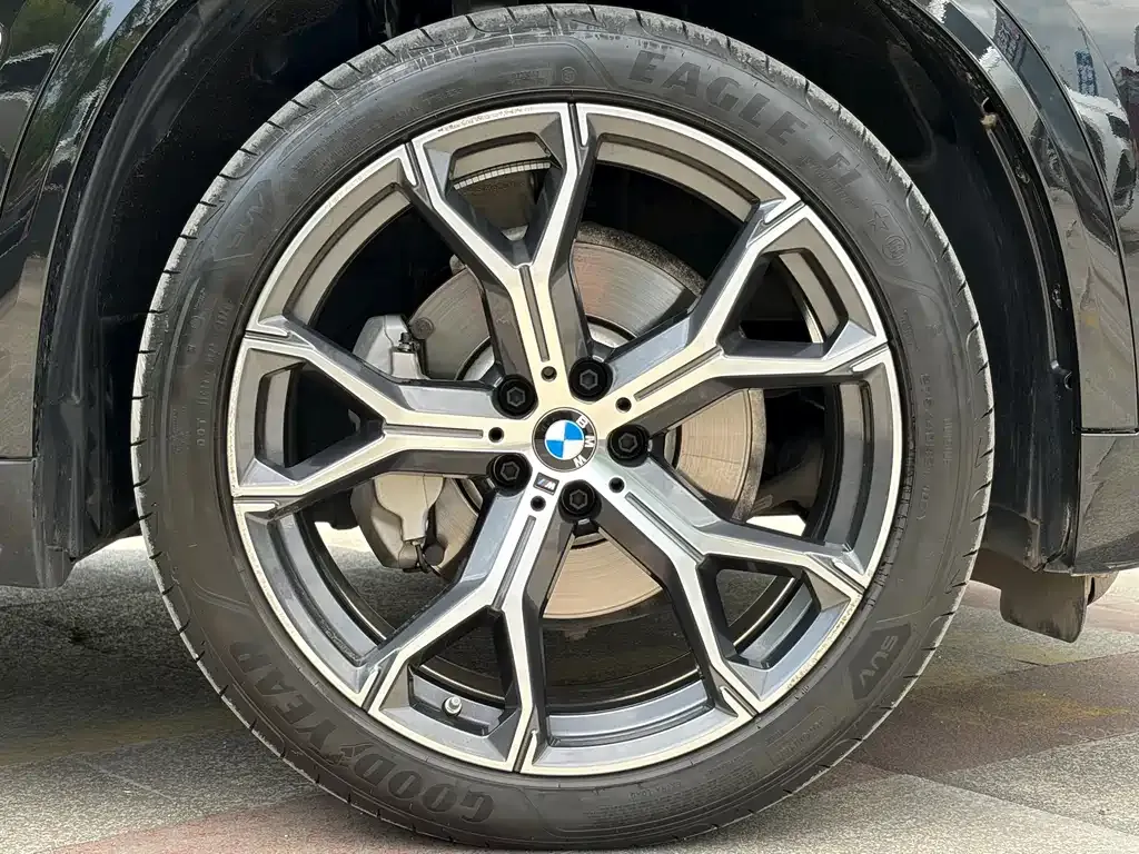 BMW X5 — фото 4