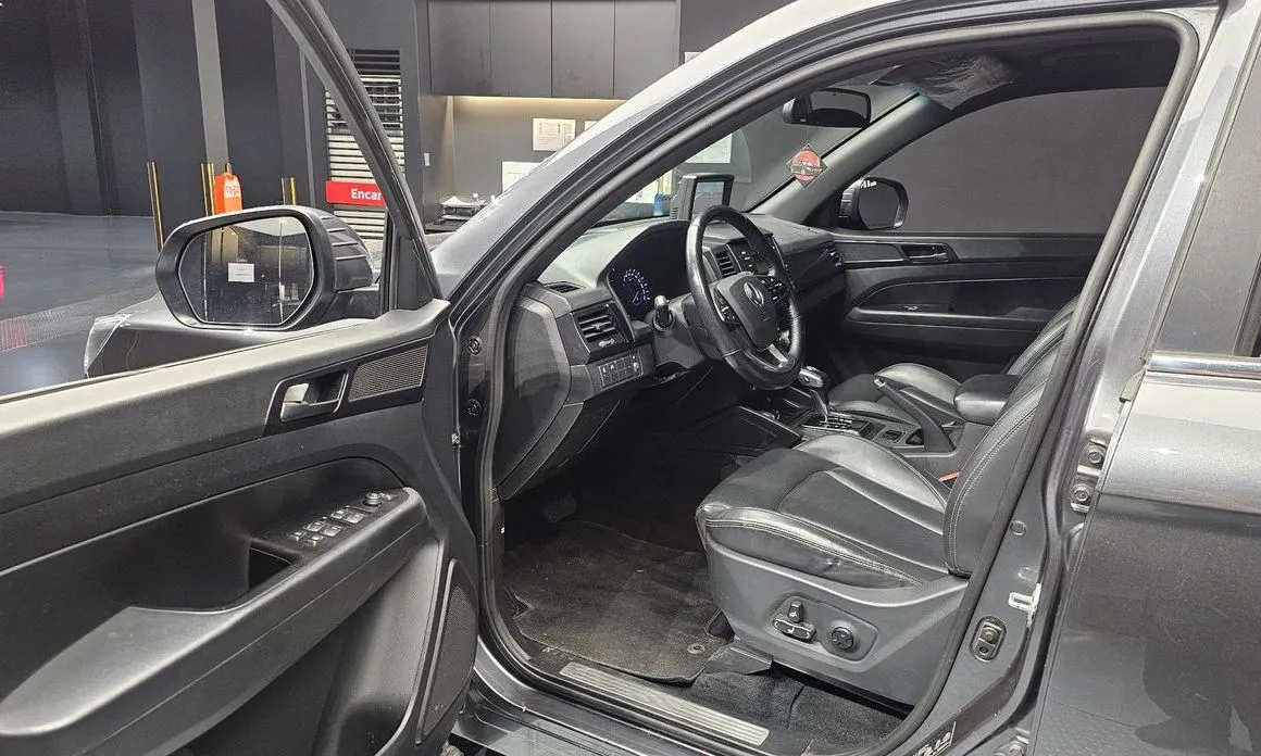 KG Mobility (Ssangyong) Rexton 2021 из KR, фото 8
