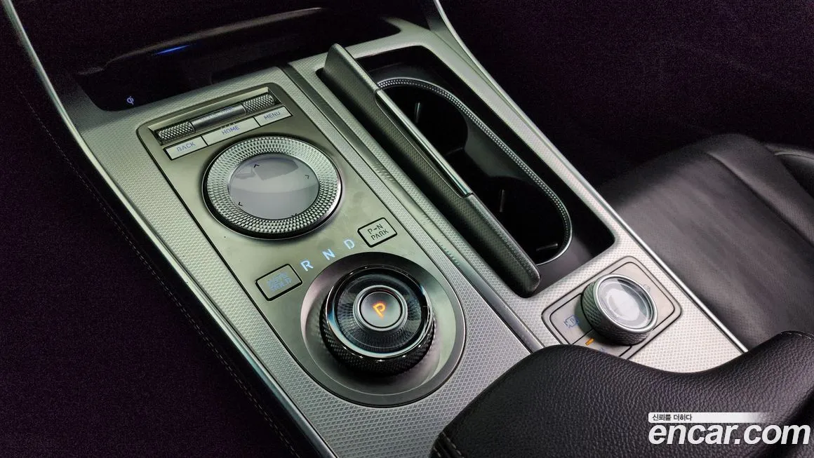 Genesis GV80 — фото 10