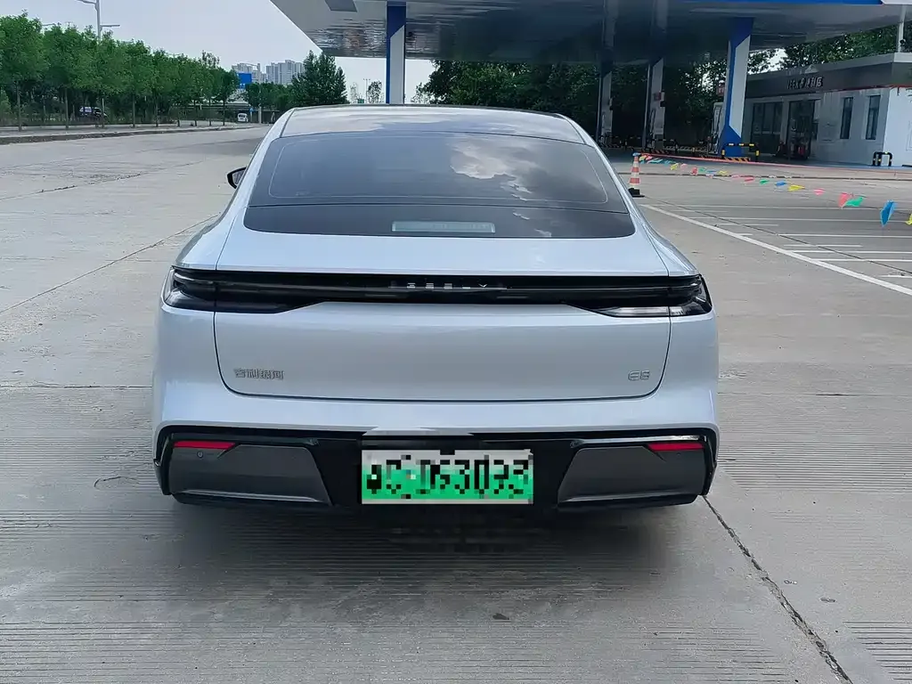 Geely Galaxy E8 2025 из CN, фото 2