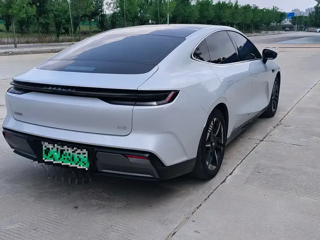 Geely Galaxy E8 2025 из CN, фото 9