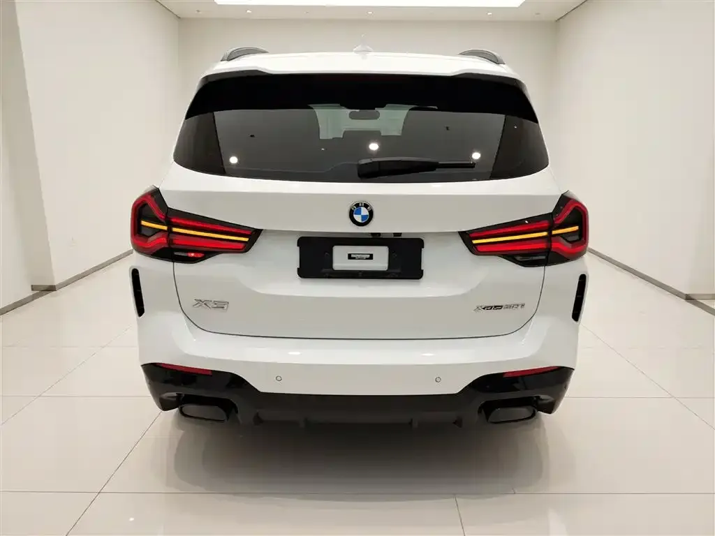 BMW X3 — фото 10