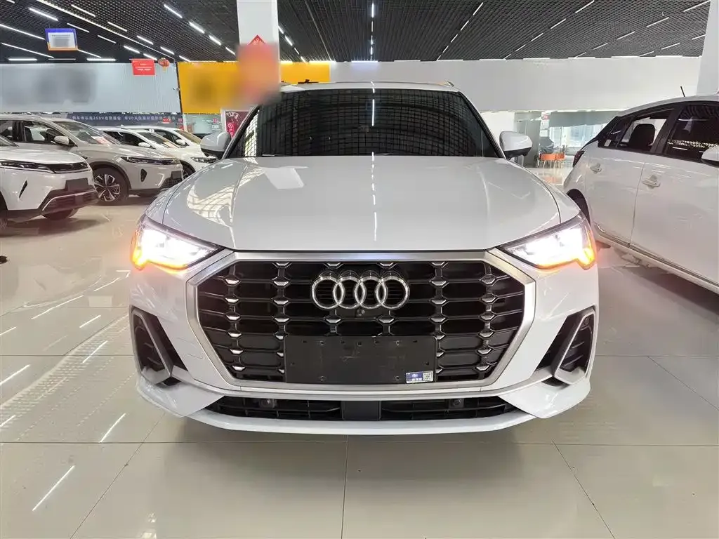 Audi Q3 2021 из CN, фото 8