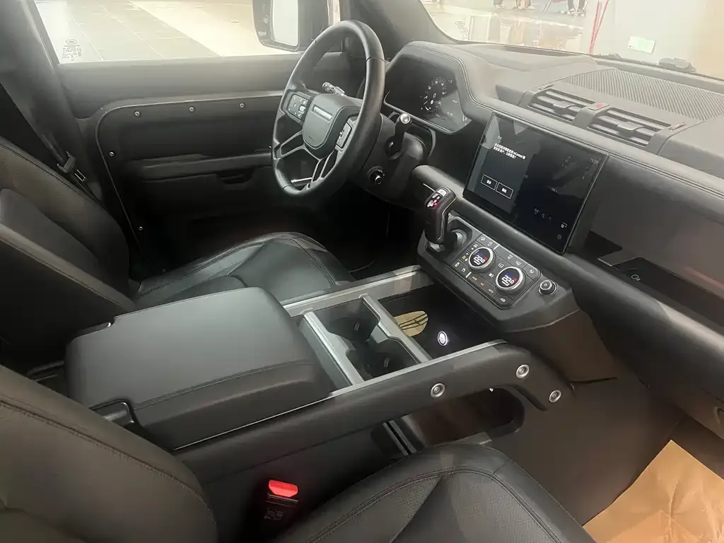 Land Rover Defender — фото 4
