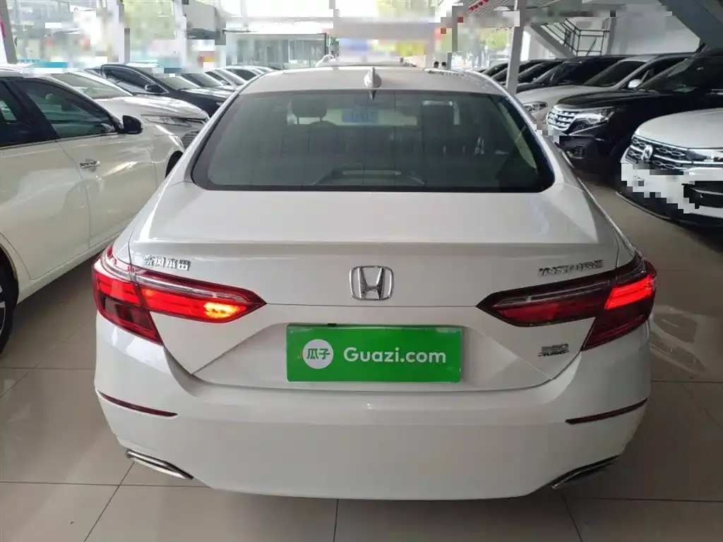 Honda Inspire — фото 6