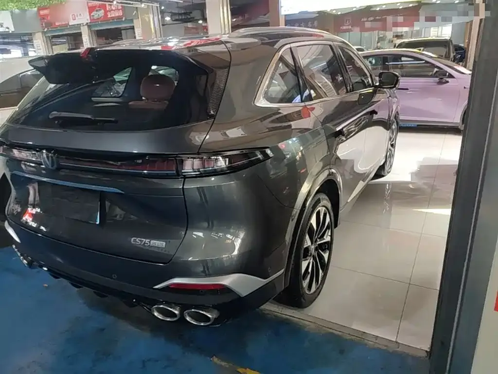 Changan CS75PLUS — фото 9