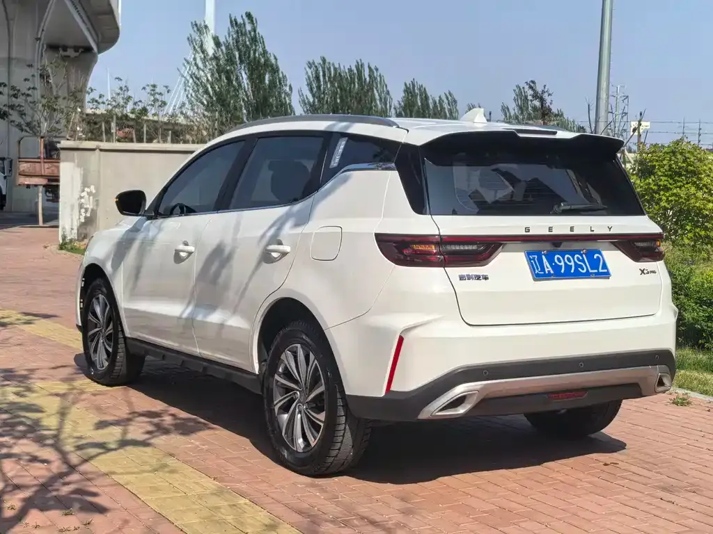 Geely Vision X6 — фото 5
