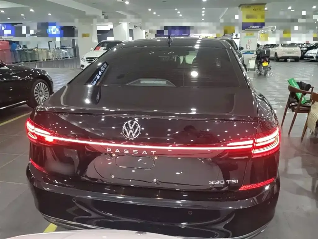 Volkswagen Passat — фото 4