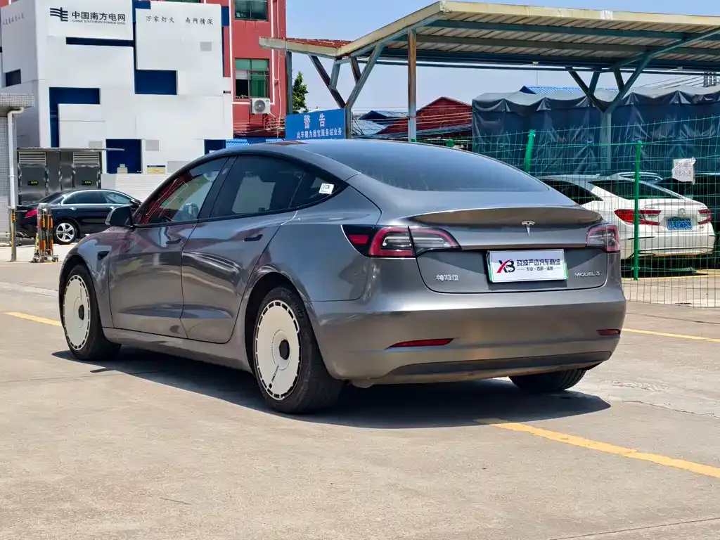 Tesla Model 3 2023 из CN, фото 10
