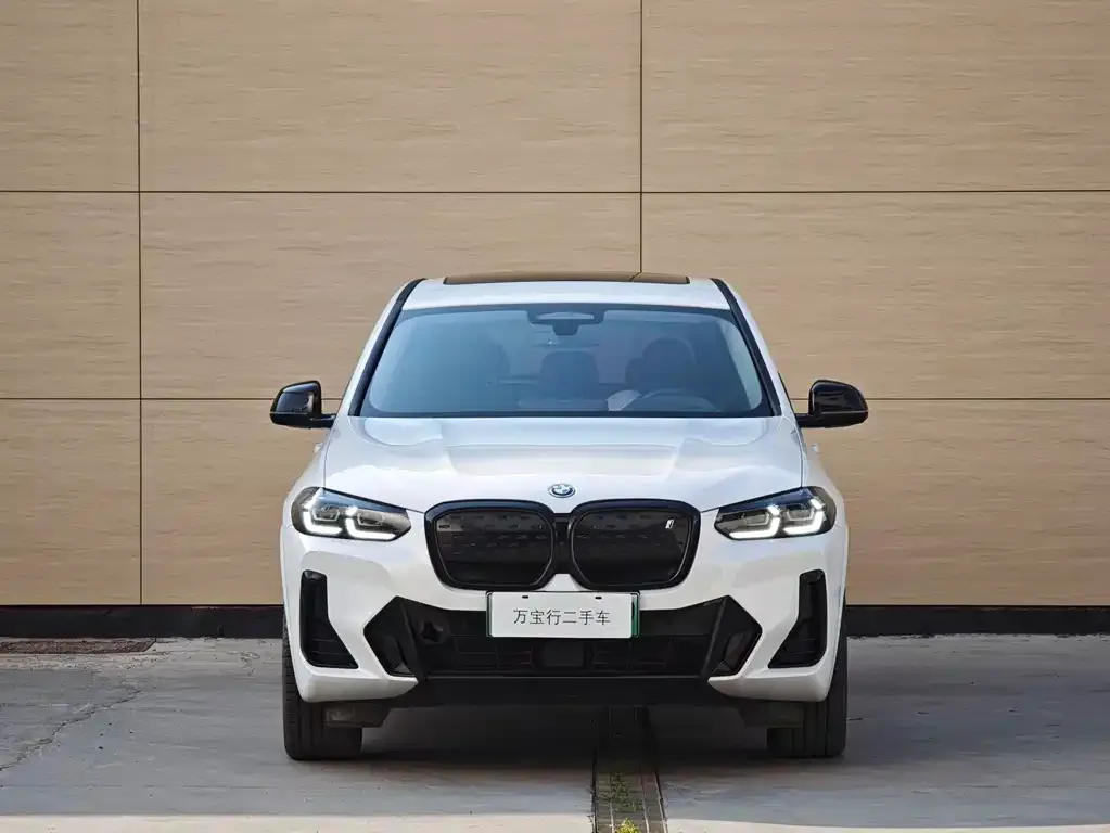 BMW iX3 — фото 2