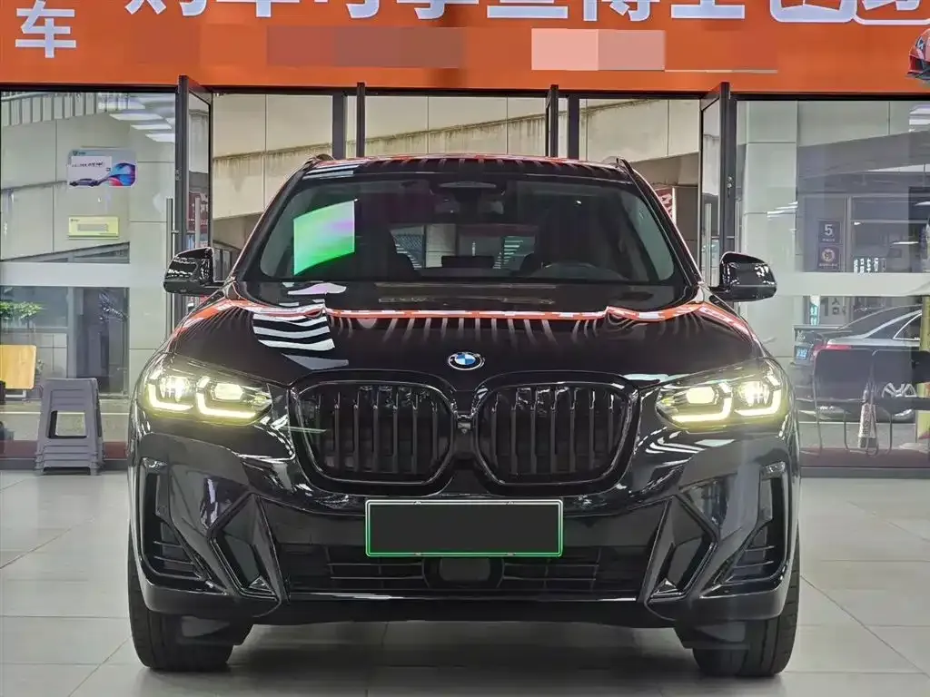 BMW iX3 — фото 5