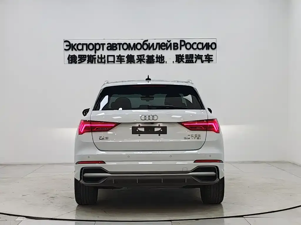 Audi Q3 — фото 2