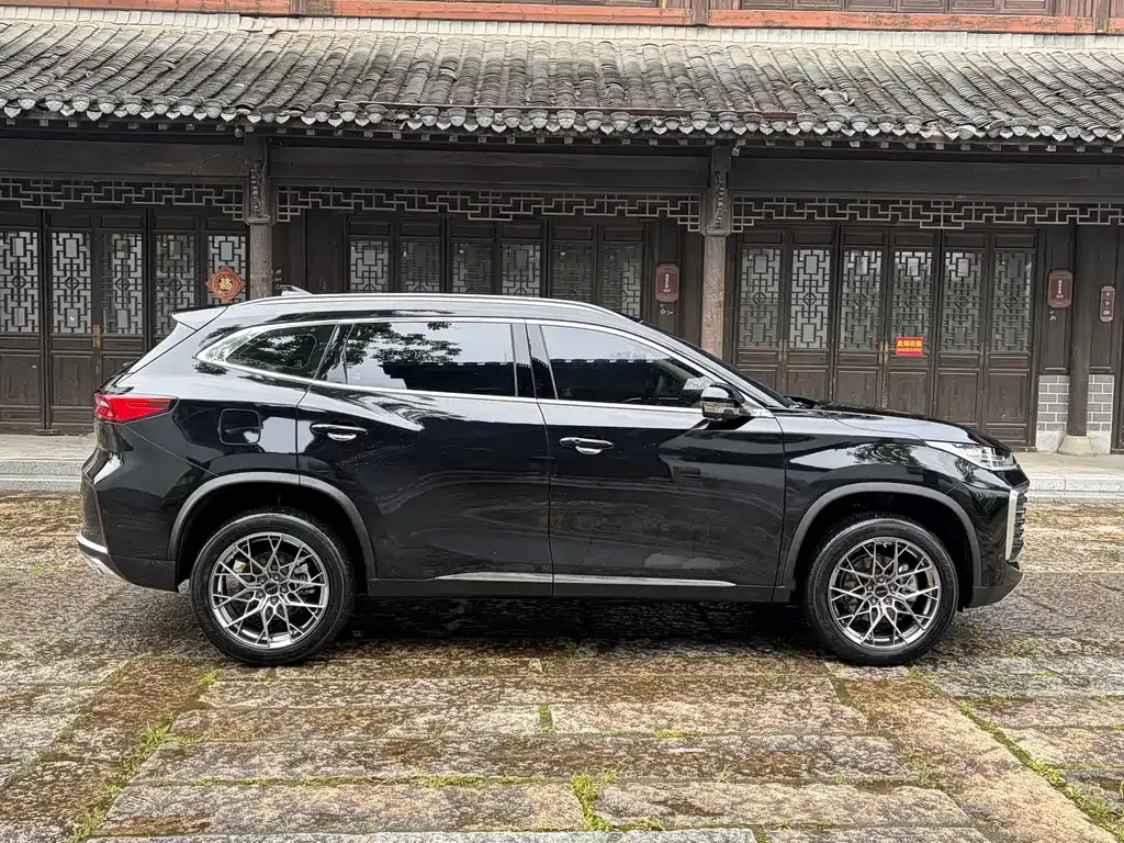 Exeed Lingyun 2024 из CN, фото 10