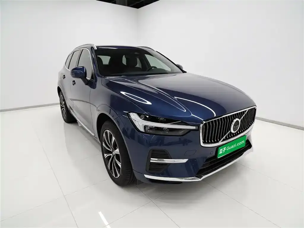 Volvo XC60 — фото 4