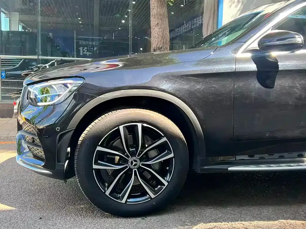 Mercedes-Benz GLC — фото 10