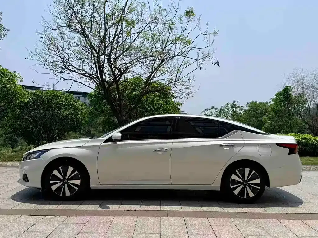 Nissan Teana — фото 3